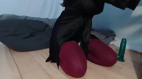 Rose online show from September 22, 2025, 10:56 pm