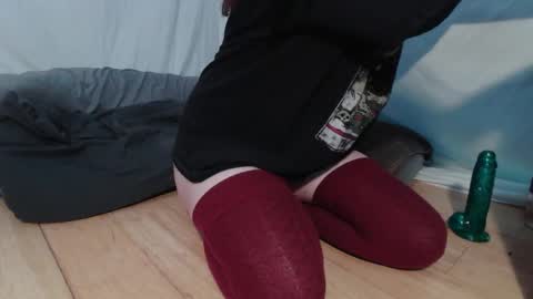 Rose online show from October 27, 2025, 7:34 am