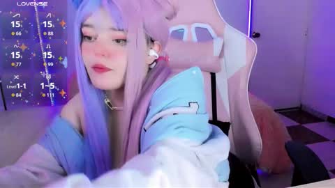 Snapshot of waifumochi_chan chatting on September 14, 2025, 11:59 pm online show from September 14, 2025, 11:59 pm