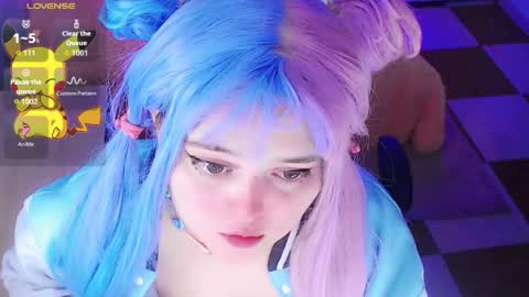 Snapshot of waifumochi_chan chatting on October 4, 2025, 3:26 am online show from October 4, 2025, 3:26 am