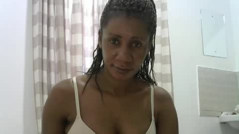Snapshot of wakanda_goddess chatting on February 5, 2025, 6:13 am wakanda_goddess online show from February 5, 2025, 6:13 am