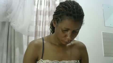 Snapshot of wakanda_goddess chatting on March 8, 2025, 5:17 am wakanda_goddess online show from March 8, 2025, 5:17 am