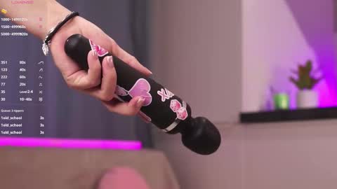 Snapshot of waki_fuckie chatting on October 9, 2025, 5:27 am Lina online show from October 9, 2025, 5:27 am