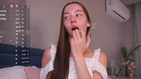 Snapshot of waki_fuckie chatting on November 3, 2025, 4:36 am Lina online show from November 3, 2025, 4:36 am