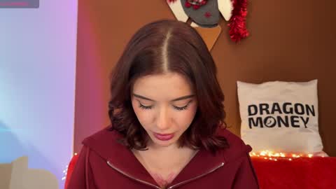 Snapshot of waki_lucky chatting on January 7, 2025, 6:35 pm Mia online show from January 7, 2025, 6:35 pm