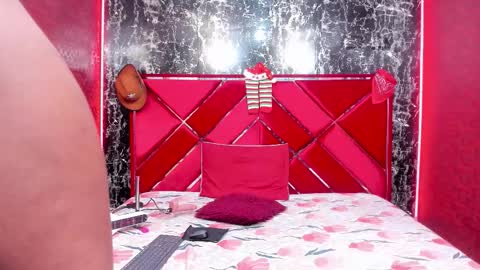 waleska   online show from December 20, 2025, 12:23 pm