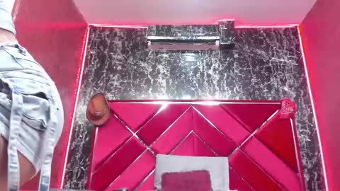 waleska   online show from February 7, 2026, 11:47 am