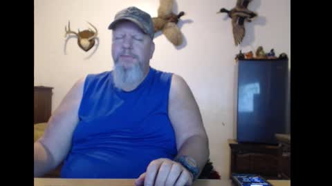 walkingbird online show from November 7, 2025, 11:49 pm