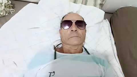 Snapshot of walleja chatting on September 21, 2025, 3:35 pm walleja online show from September 21, 2025, 3:35 pm