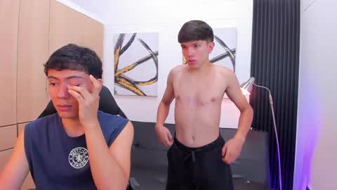 Hi  I am Venus kloy Thiago online show from September 26, 2025, 3:10 am