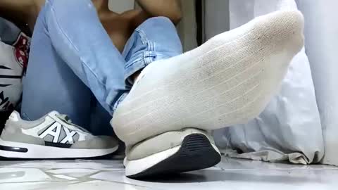 Snapshot of waltherfeet_ chatting on April 14, 2026, 10:49 pm WaltherFeet online show from April 14, 2026, 10:49 pm