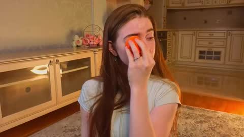 hello guys im Lilian online show from November 26, 2025, 3:07 am