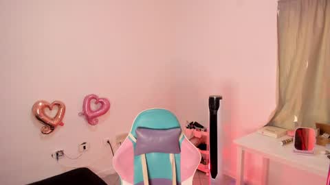 Wanda online show from February 15, 2025, 6:44 pm