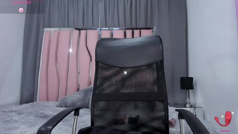 Snapshot of wandaxs69 chatting on February 5, 2025, 11:17 pm wanda online show from February 5, 2025, 11:17 pm