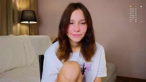 Snapshot of wanettabal chatting on September 10, 2025, 4:07 pm Betti online show from September 10, 2025, 4:07 pm