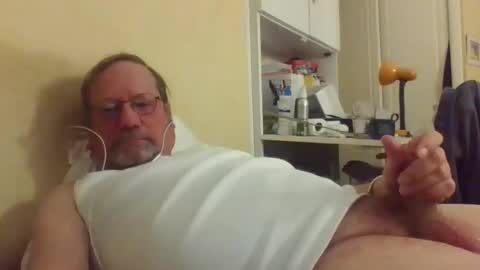 Tibo Love online show from April 17, 2026, 10:57 pm