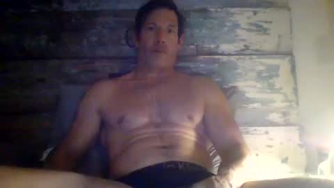 Snapshot of want_to_be_recognized chatting on April 10, 2026, 12:38 am want_to_be_recognized online show from April 10, 2026, 12:38 am