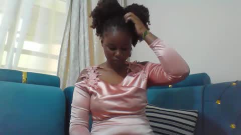wapgirl22 online show from May 27, 2026, 8:33 am