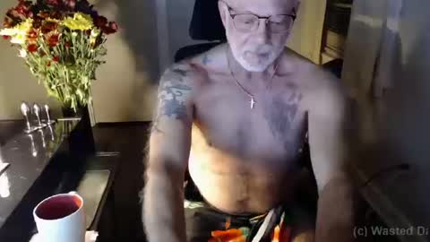 wasted_daze_ online show from October 12, 2025, 9:41 am