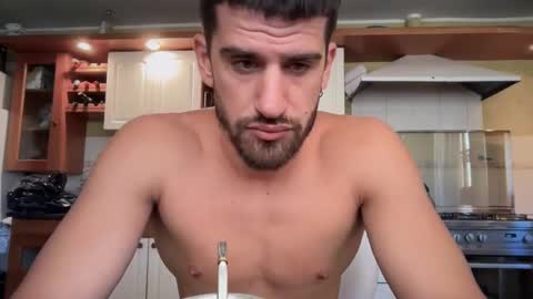 wearetwo online show from March 4, 2026, 3:18 pm