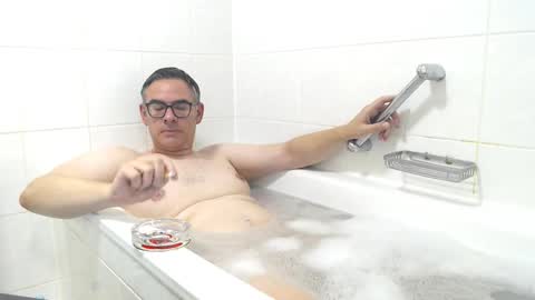 watchmecum78 online show from October 19, 2025, 9:32 am