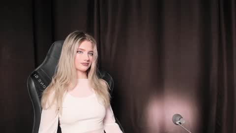 waterfallwoods online show from December 25, 2024, 4:11 pm