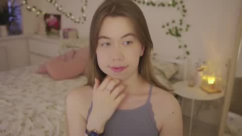 Snapshot of watermelon_sugar_ chatting on March 10, 2026, 3:06 pm Tess Pls support me with Can we reach 155 my favorite number online show from March 10, 2026, 3:06 pm