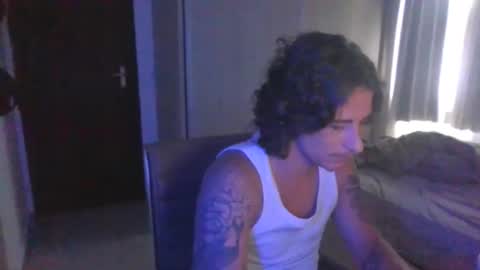 wave_boyy online show from March 26, 2026, 1:49 pm