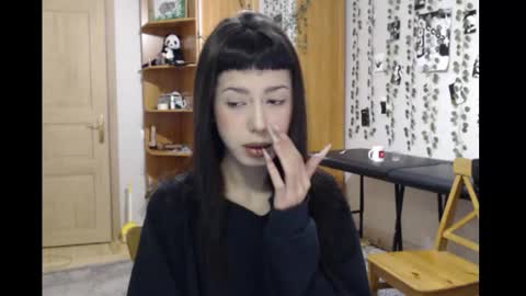 Mina online show from January 17, 2026, 6:11 pm