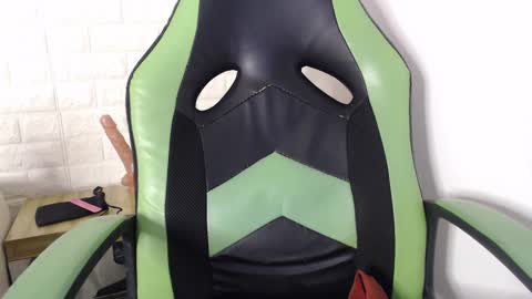 Trixie 3 online show from January 25, 2025, 12:37 pm