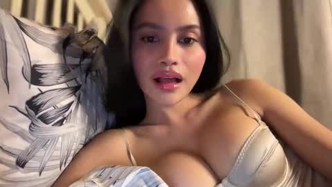 Maggie online show from November 23, 2025, 5:02 pm