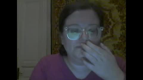 Marina online show from September 24, 2025, 9:40 pm