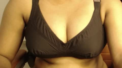 Snapshot of webshowxxx chatting on April 27, 2026, 11:14 pm mina online show from April 27, 2026, 11:14 pm
