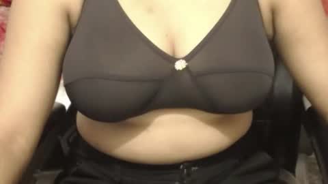 Snapshot of webshowxxx chatting on August 2, 2026, 2:59 pm mina online show from August 2, 2026, 2:59 pm