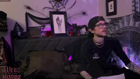 WebzKordz online show from April 26, 2026, 7:28 am