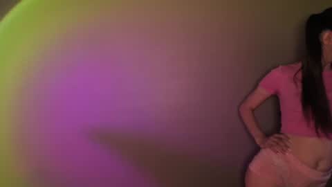 Snapshot of wednesday_evans chatting on July 19, 2026, 5:33 am wednesday_evans online show from July 19, 2026, 5:33 am