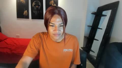 wednesholestarr online show from October 21, 2025, 1:23 pm