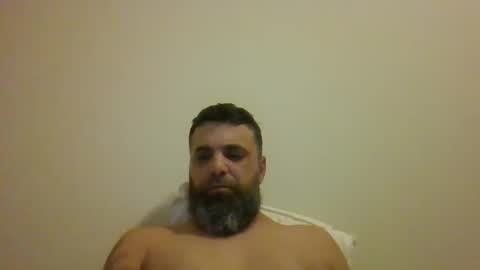 Snapshot of weezy210 chatting on November 12, 2025, 10:52 pm Weezy online show from November 12, 2025, 10:52 pm