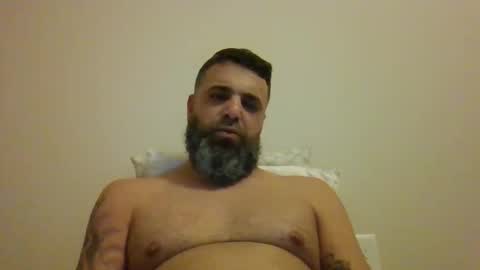 Snapshot of weezy210 chatting on November 18, 2025, 12:05 am Weezy online show from November 18, 2025, 12:05 am