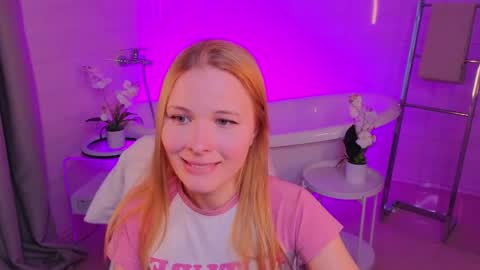 Snapshot of wekittycluby chatting on May 25, 2026, 9:59 am kite and joe3 online show from May 25, 2026, 9:59 am