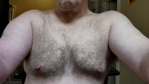 Snapshot of welderod chatting on June 13, 2026, 3:04 am welderod online show from June 13, 2026, 3:04 am
