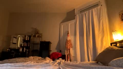 weliketofukbi online show from March 14, 2026, 12:54 pm