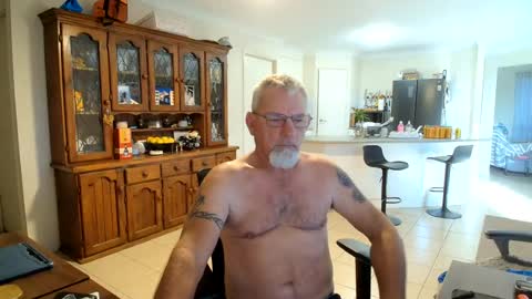 Wellhelloo online show from June 16, 2026, 5:43 am