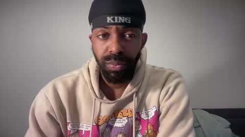 Snapshot of wellpackaged_ chatting on April 22, 2026, 1:41 am Langston online show from April 22, 2026, 1:41 am