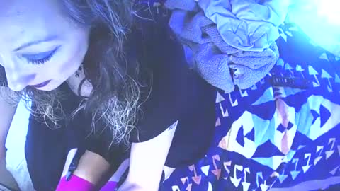 RiZZA and MiKE online show from January 25, 2025, 1:19 pm