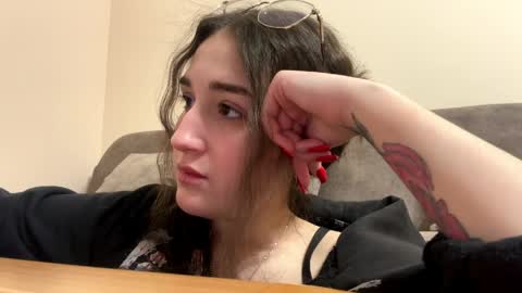 Snapshot of wendolynmusil chatting on April 22, 2026, 2:51 pm Anna online show from April 22, 2026, 2:51 pm