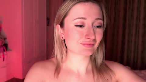 Snapshot of wendy_amber chatting on January 30, 2025, 8:42 pm Daisy online show from January 30, 2025, 8:42 pm