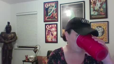 WendyCU online show from December 2, 2024, 1:14 am