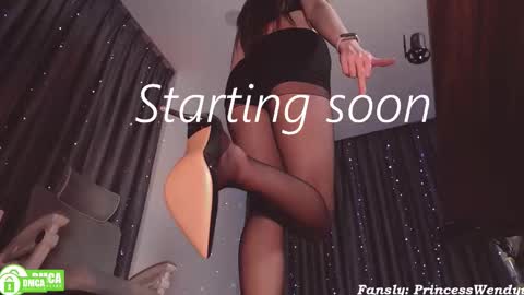 Snapshot of wendyemily chatting on February 6, 2026, 5:01 am wendyemily online show from February 6, 2026, 5:01 am