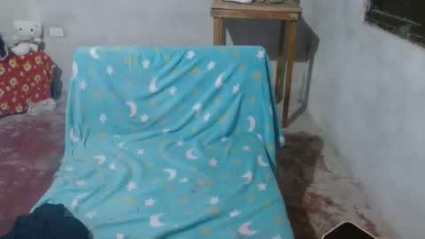 kitty online show from October 25, 2025, 7:52 pm